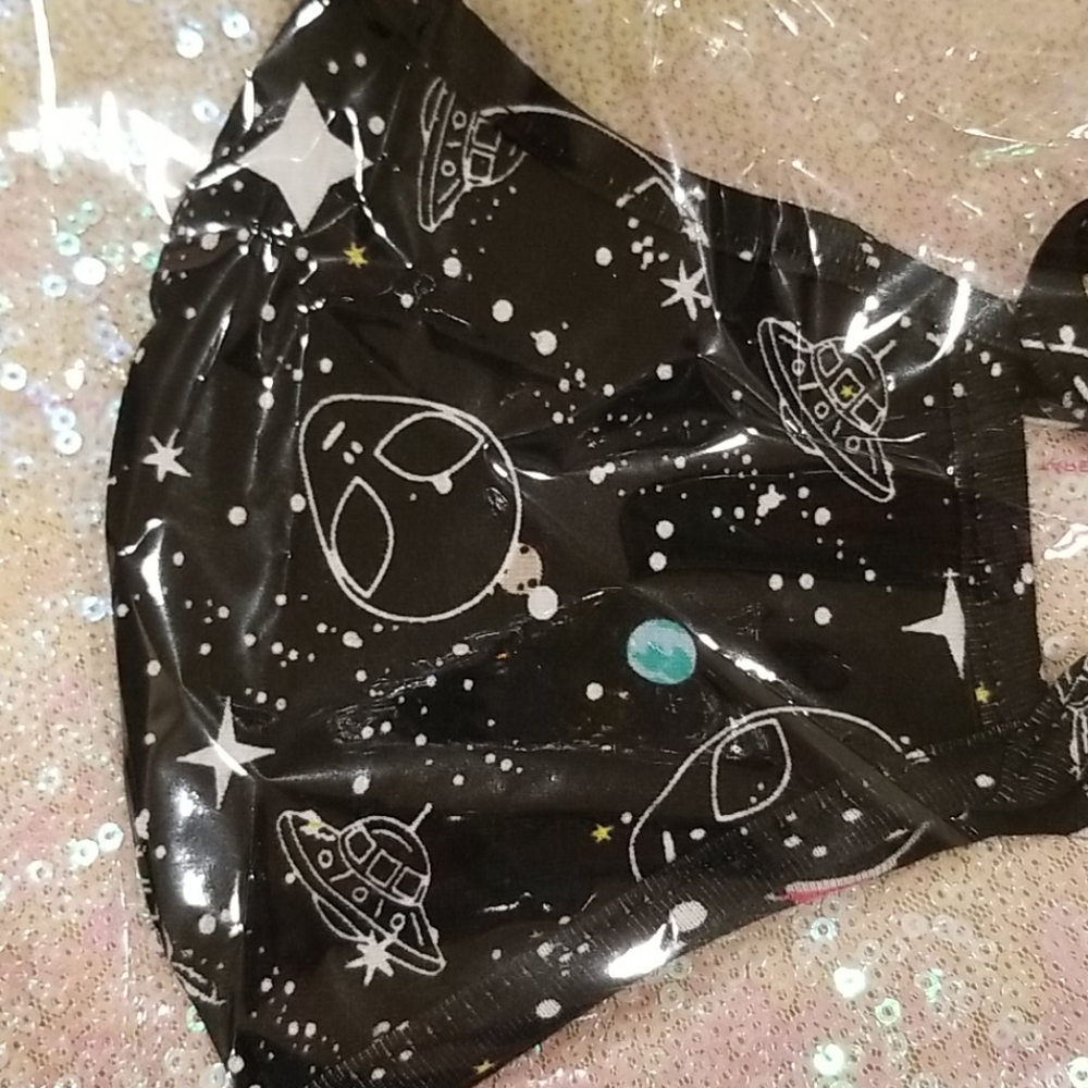 Alien Soft Mask - Picture 6 of 6